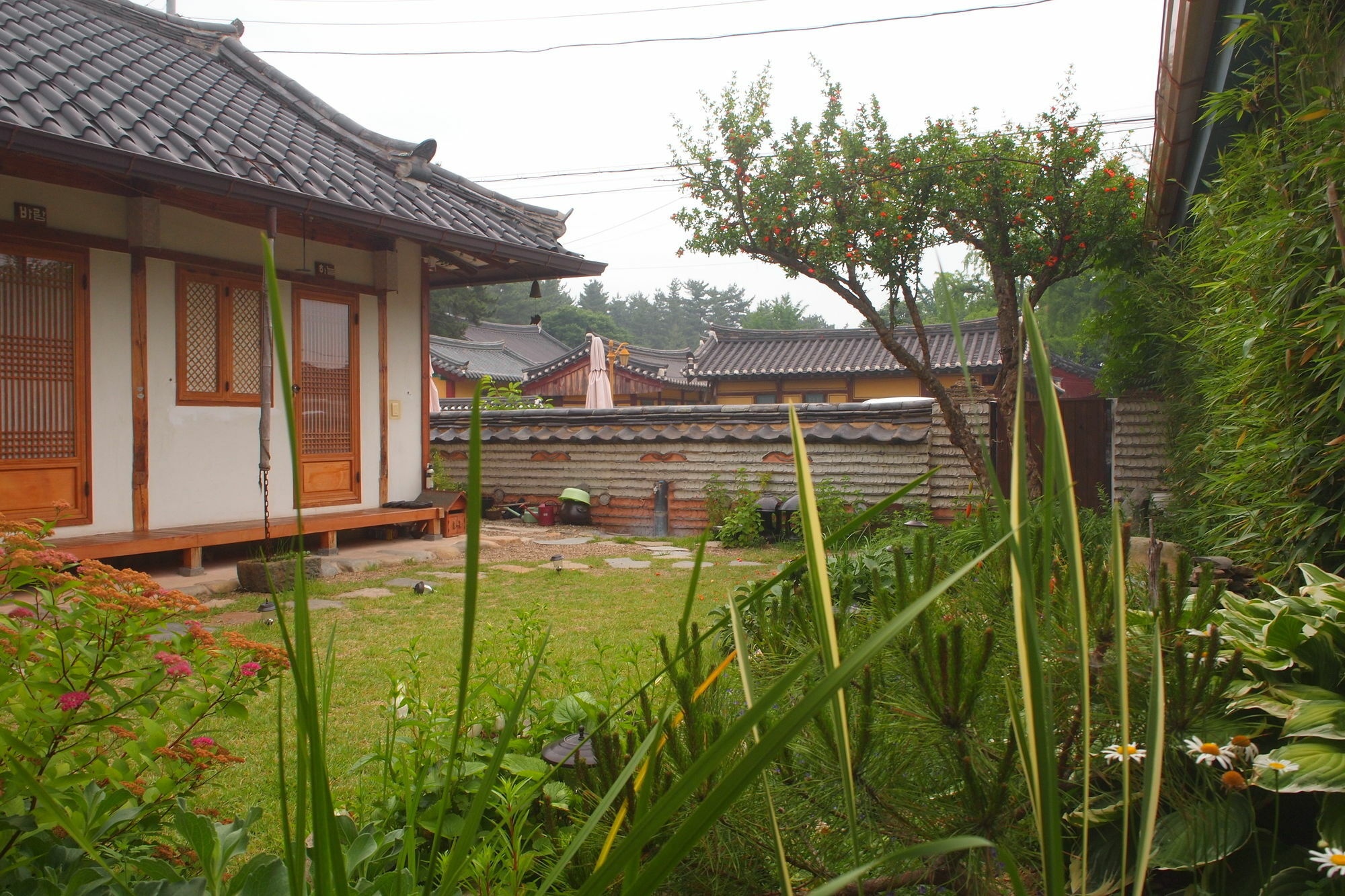 Floral Space Hanok Guesthouse Gyeongju Exterior foto