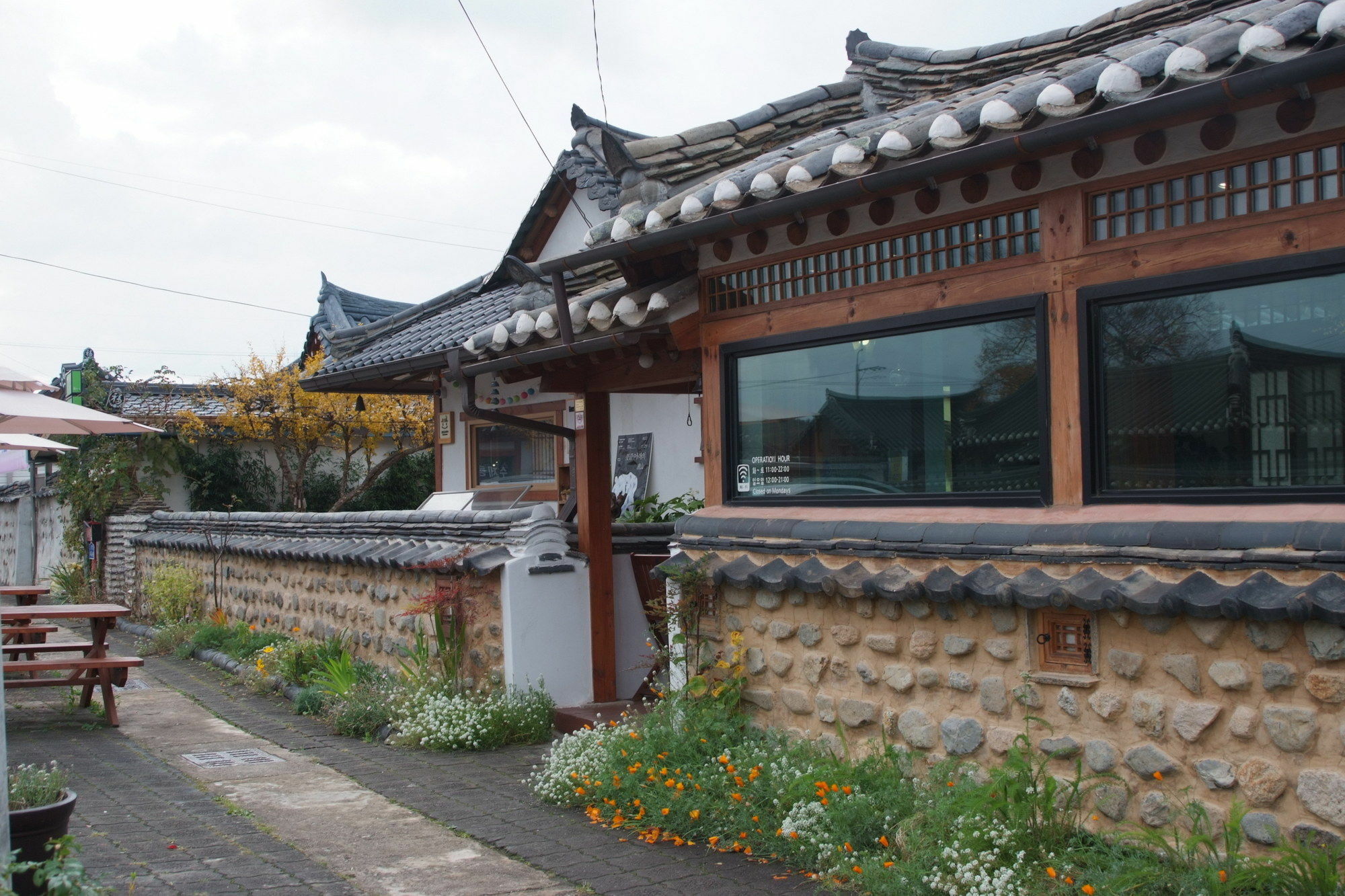 Floral Space Hanok Guesthouse Gyeongju Exterior foto